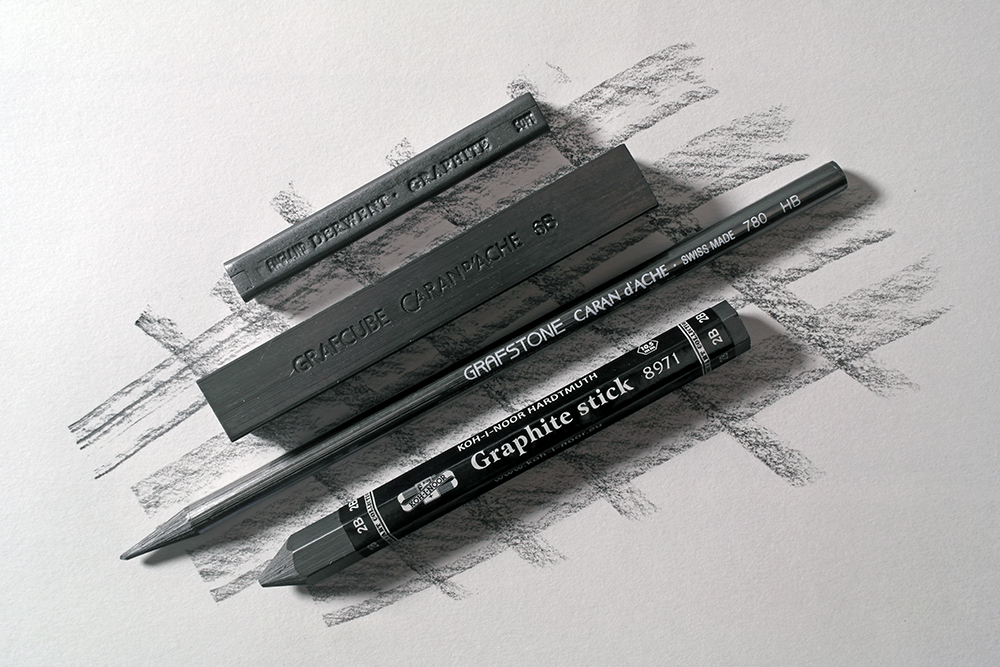 What is the Difference Between Graphite and Charcoal?