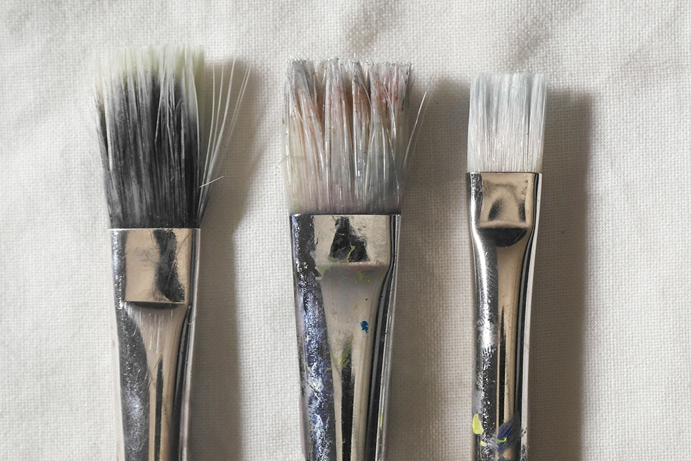 Large and Round Oil and Acrylic Paintbrushes – Artiful Boutique