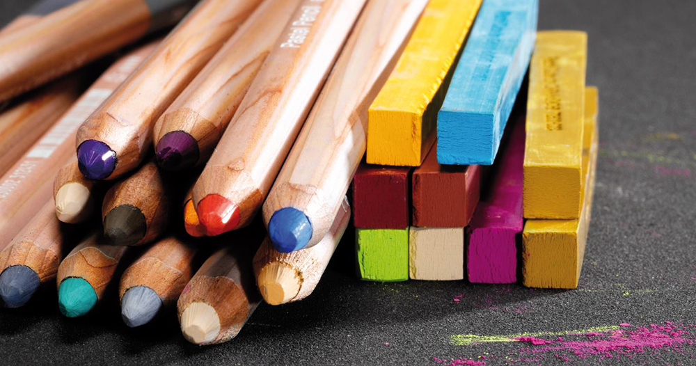 Professional 220 Coloring Pencils 
