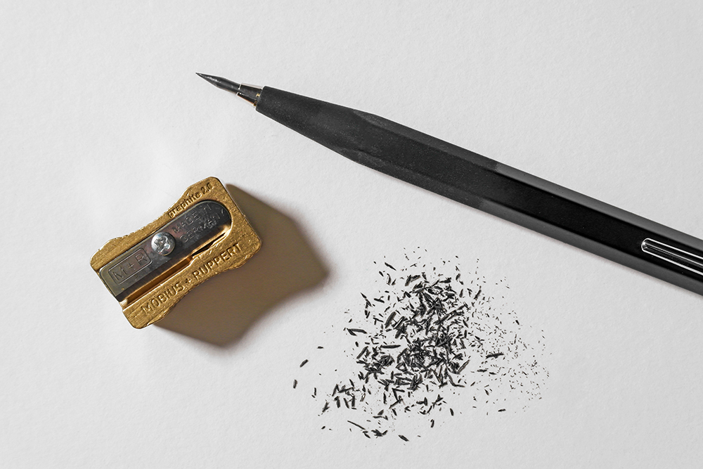 Charcoal Pencil Sharpener Clip on Artist Lead Sandpaper Pencil